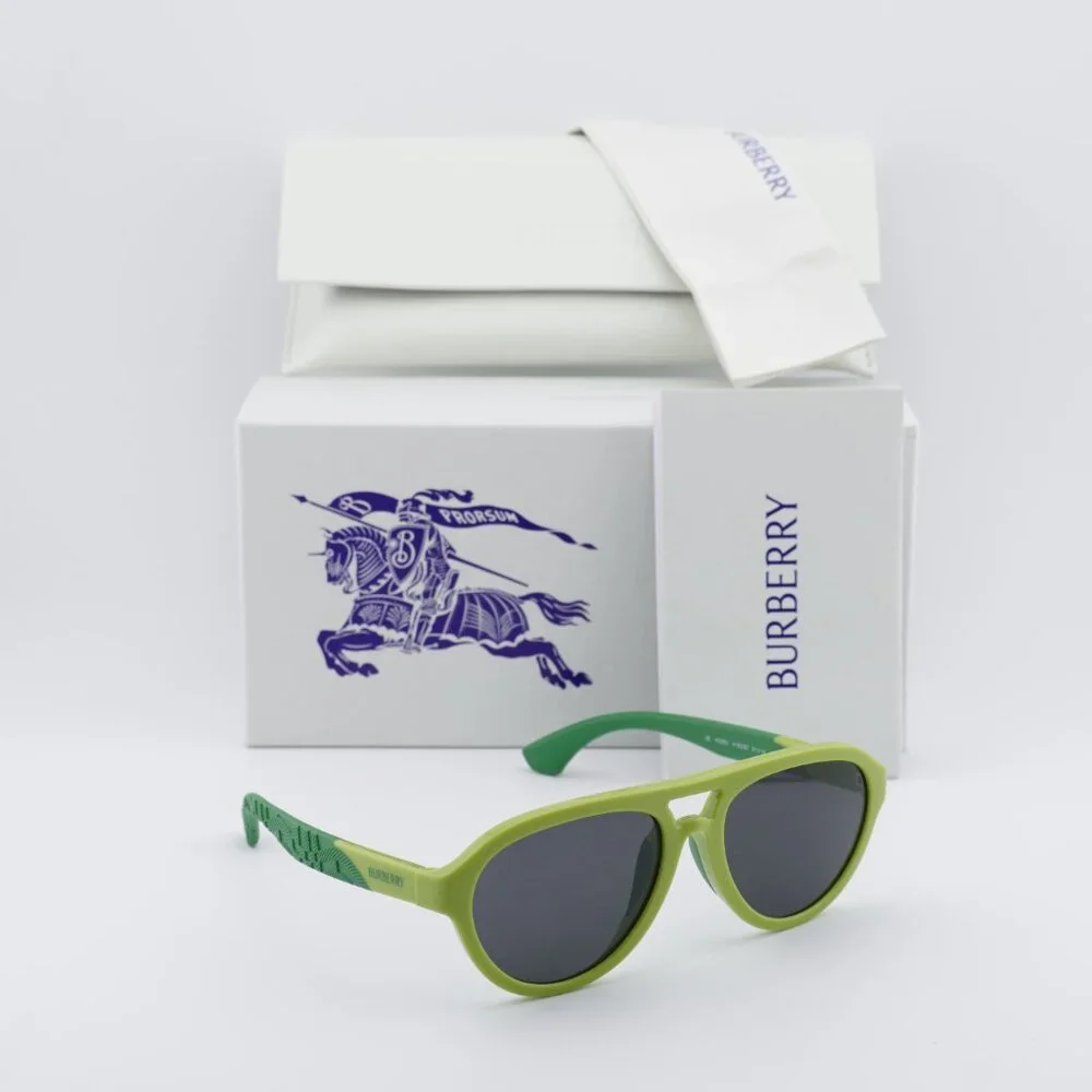 Burberry Kids JB4005U 418287 Aviator Sunglasses - Green/Grey